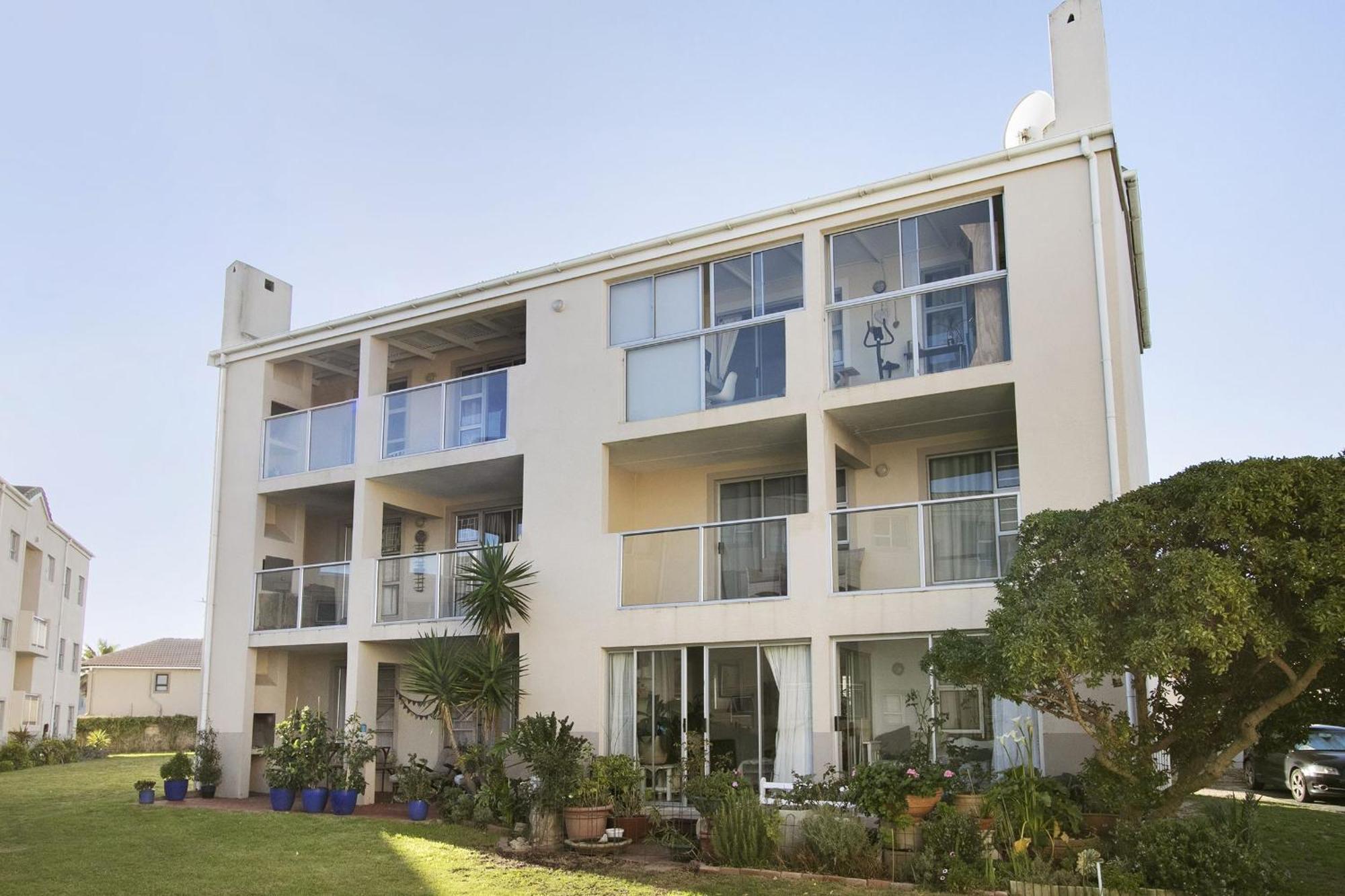 Big Bay Beach Club 122 By Hostagents Apartamento Bloubergstrand Exterior foto